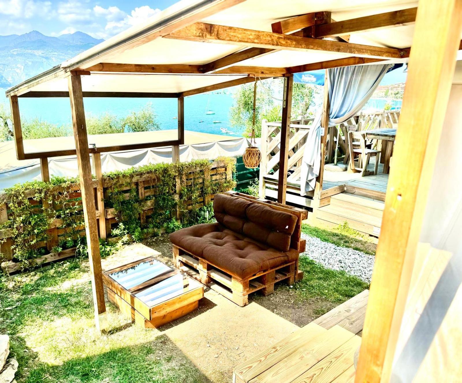 Monja Camping Village Бренцоне-суль-Гарда Экстерьер фото