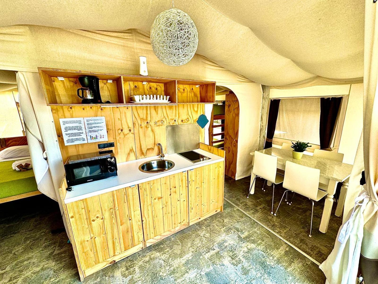 Monja Camping Village Бренцоне-суль-Гарда Экстерьер фото